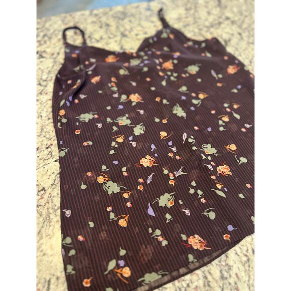 Cabi 3607 pinstriped cami top women’s size M - Picture 10 of 10